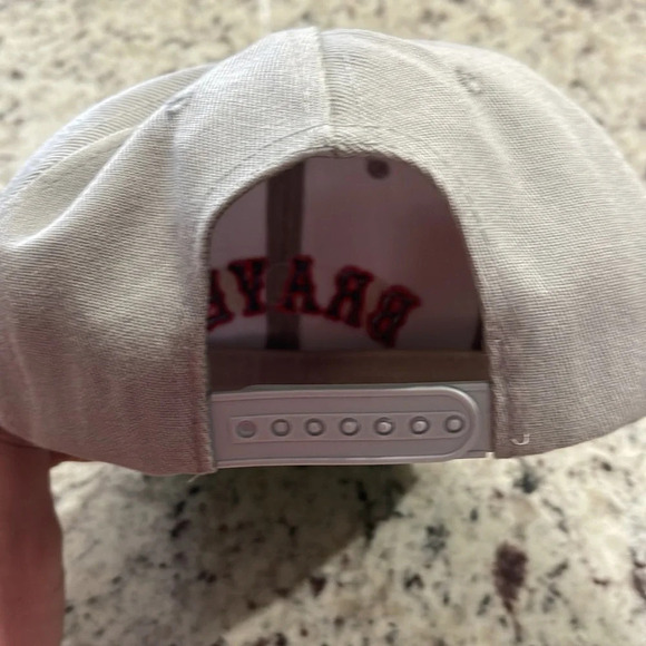 Atlanta Braves Grey Embroidered Snapback Napa Blue Red Green Great Condition - Picture 4 of 6